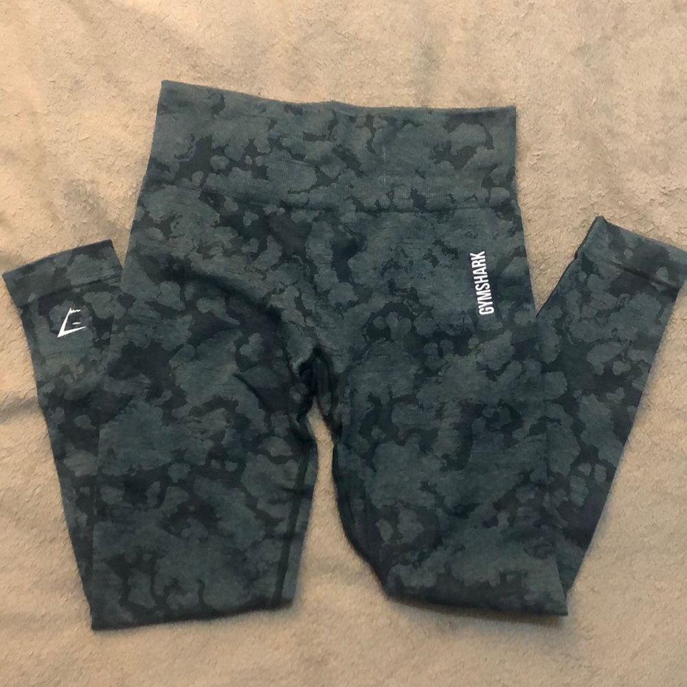 Gymshark Camo leggings- Dark Green